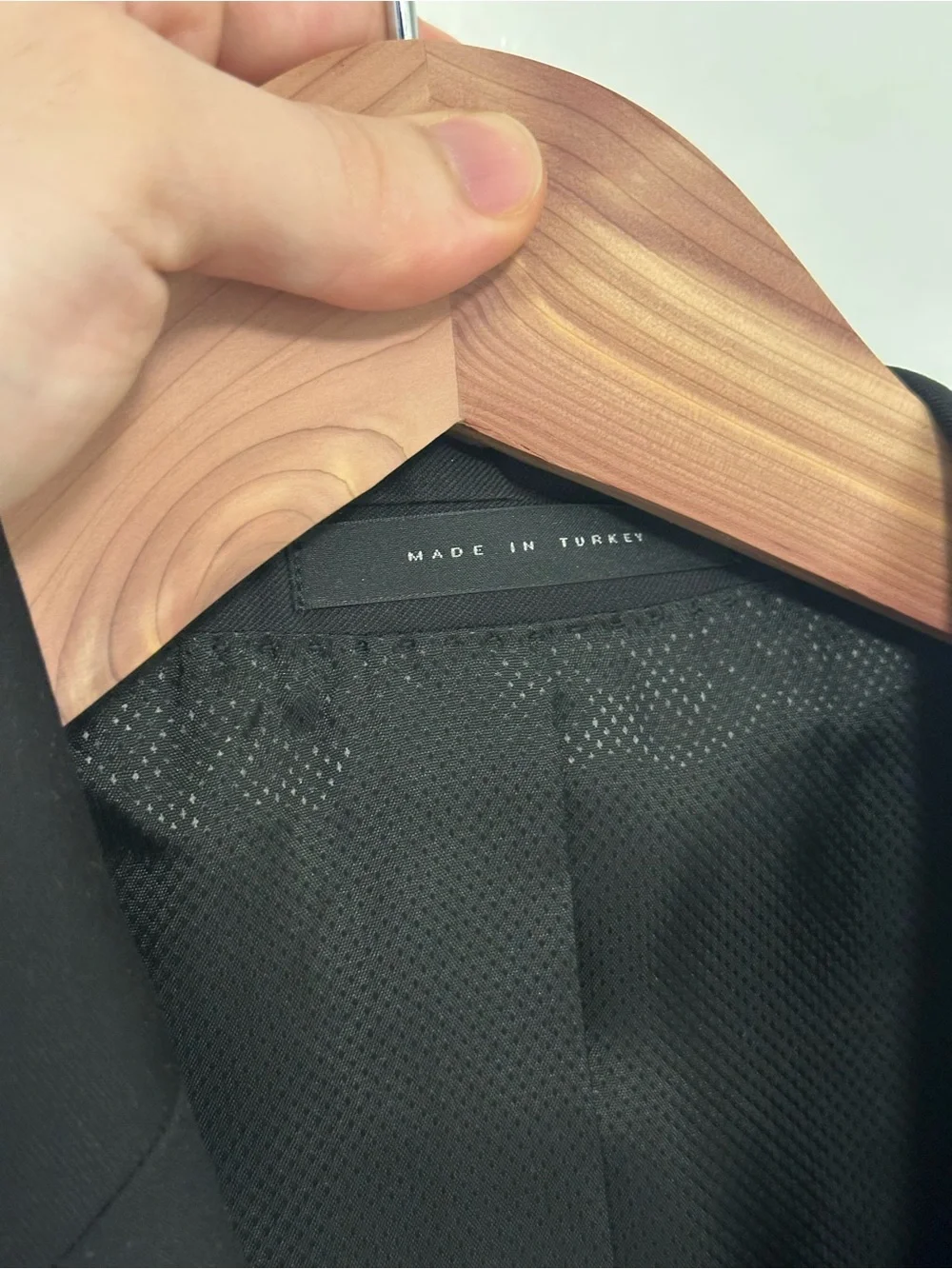 Hugo Boss 38R - 32W Hayes - Gibson Black 100% Virgin Wool Suit